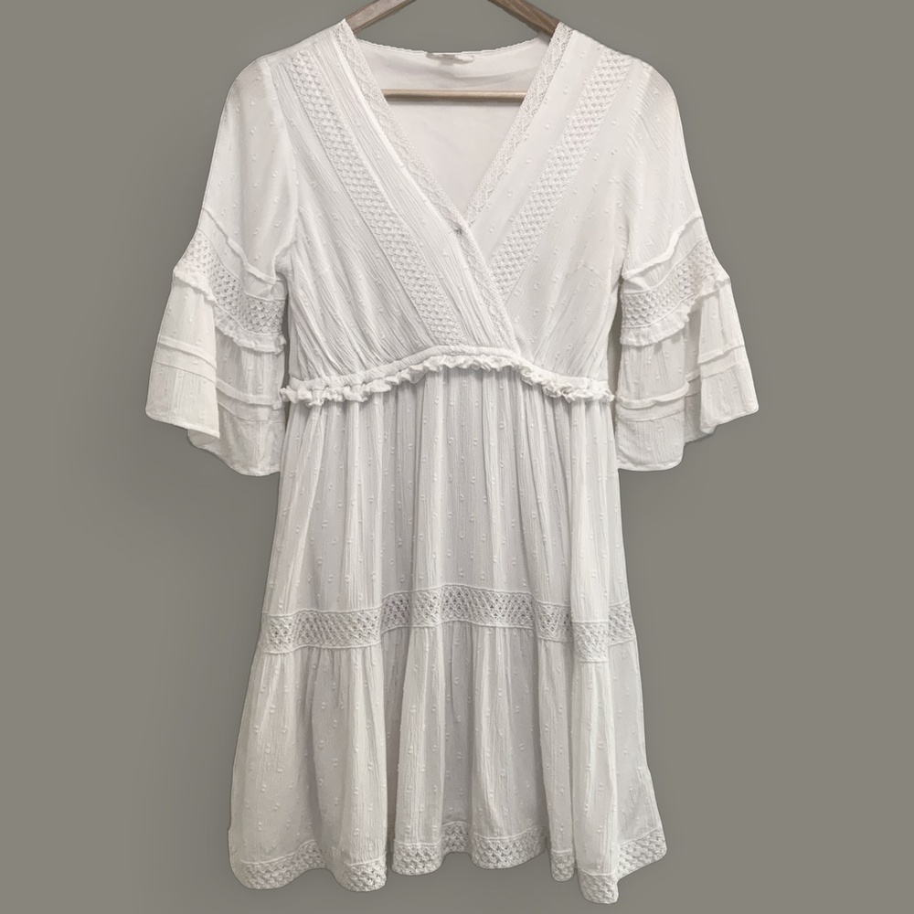 White Babydoll Boho Ruffle Tiered Mini Dress Crochet Lace Bell Sleeves | Size M